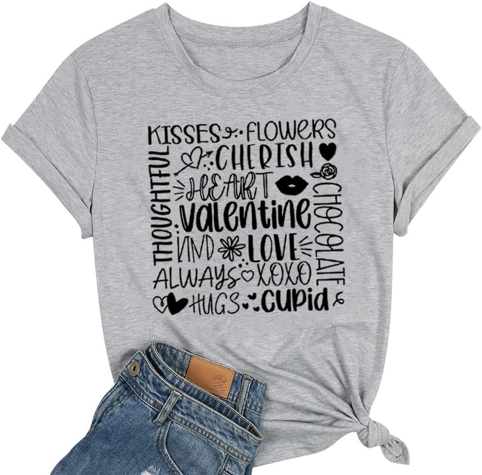Dog Lovers Shirt for Women Cute Dog Paw Heart Graphic Shirt Dog Mom Valentine's Mother's Day Tops Spring Tee